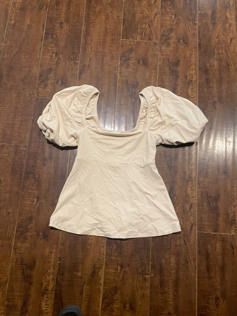 SUSANA MONACO
Puff Sleeve Top - Picture 4 of 7